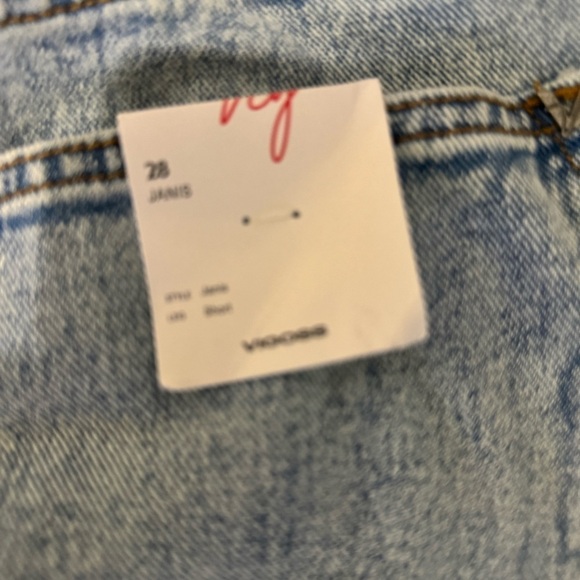 Vigoss denim shorts - Picture 2 of 3